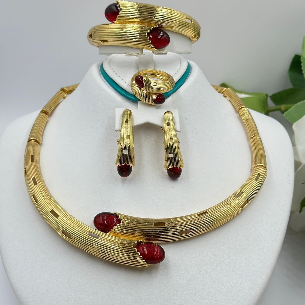 Elegant Gold and Red Jewelry Set